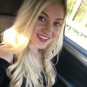 Meet your Posher, Christina